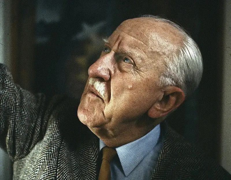 Halldór_Laxness_jpg_800x800_sharpen_q95
