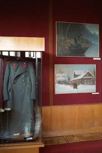 sovietuniform.jpg