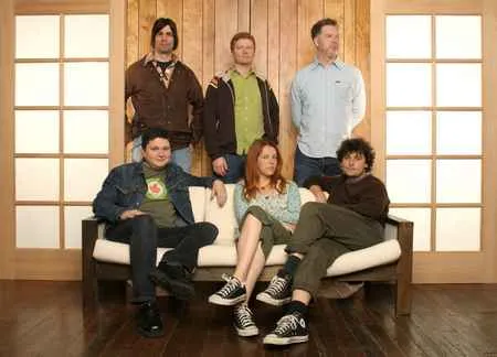 thenewpornographers-04-big1 The New Pornographers: Relaxing Together