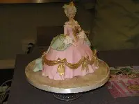 Marie Antoinette as cake