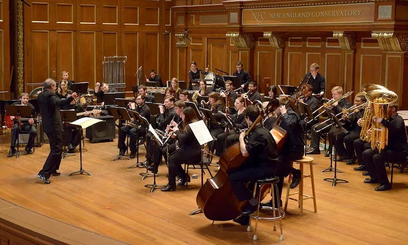 Charles Peltz leads the NEC Wind Ensemble.
