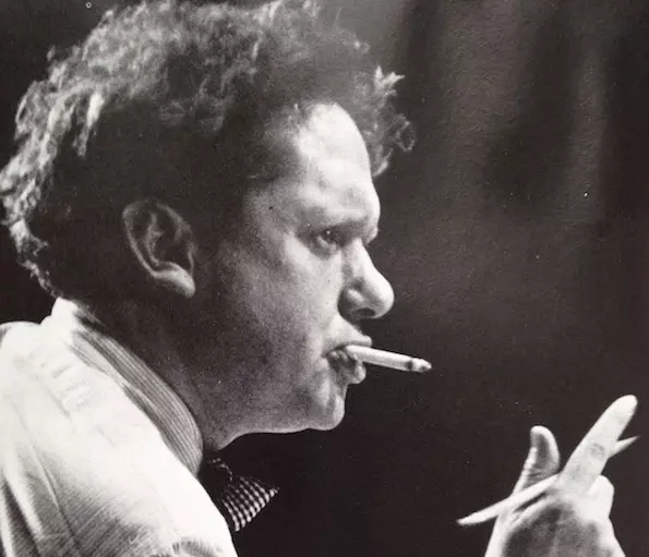 Dylan Thomas rehersing for a Poets