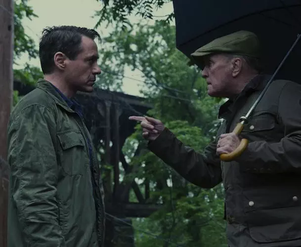 Robert Downey Jr. and Robert Duvall go at it in "The Judge."