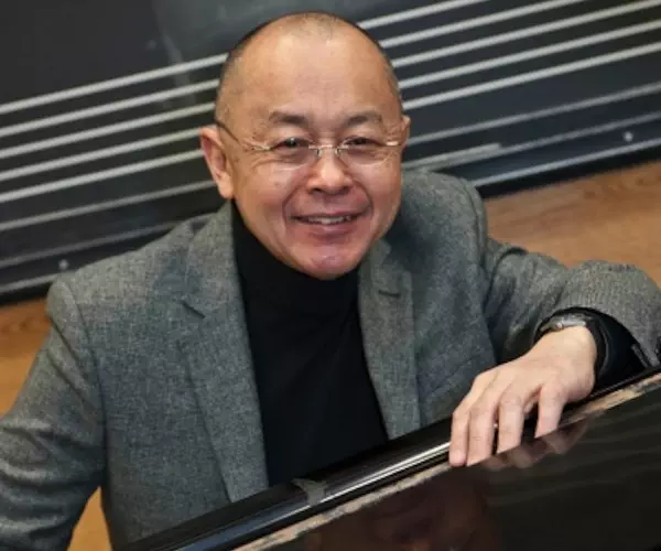 Thomas Oboe Lee: one of the sunniest characters on the New England scene – with more than 100 accomplished classical works to his credit.