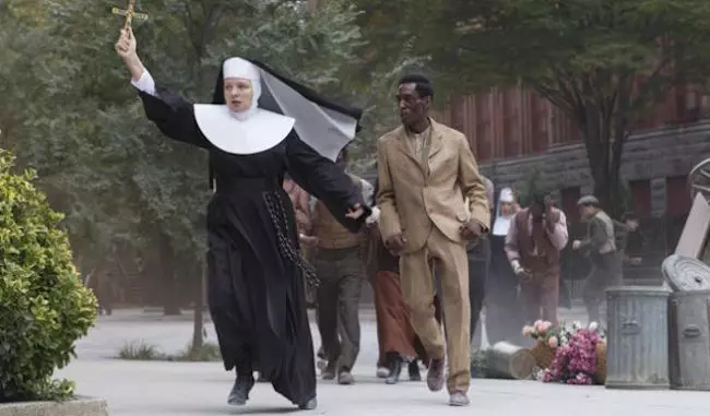 Racial tensions run high on The Knick. Sister Harriet (an excellent Cara Seymour) leads victims of the race riots to safety.