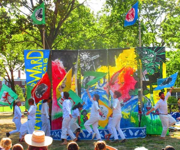 A scene from Bread & Puppet