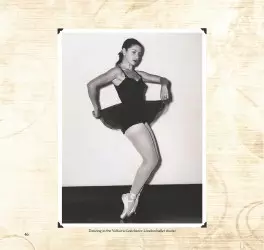 Eva Maze dancing in a